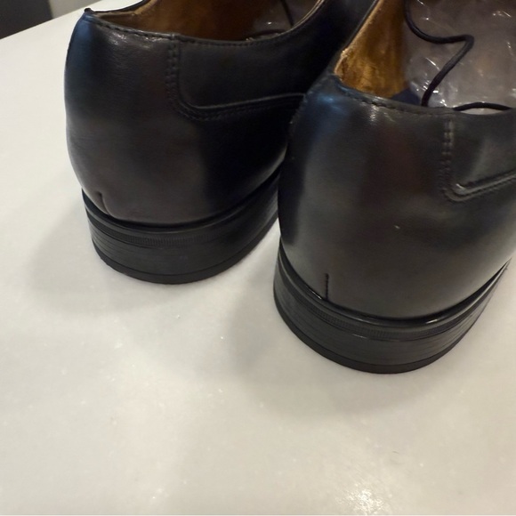 Florsheim Men’s Zaffiro Cap Toe Oxford Black Leather, Size 10.5 M NEW